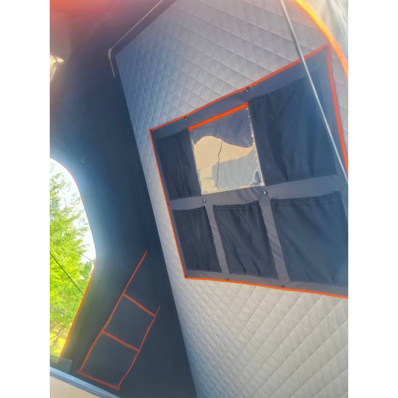 Tenda da Tetto per SUV con Ape - Roof Top Tent Ladder Telescopic recensione e prezzo